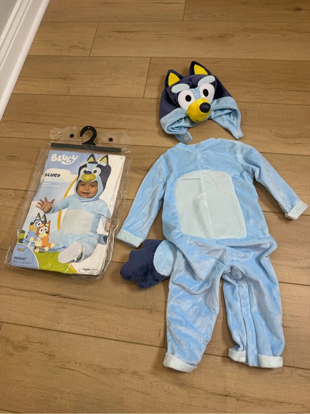 Bluey Infant Costume 6-12 Months Plush Halloween Jumpsuit Hood Tail Spirit